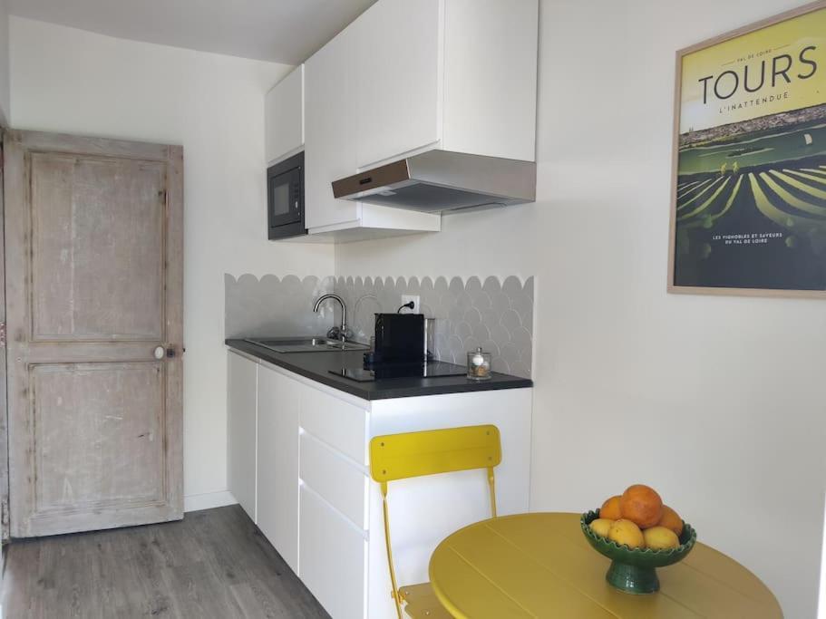 Bel Appart Renove Avec Terrasse Saint-Avertin Eksteriør billede